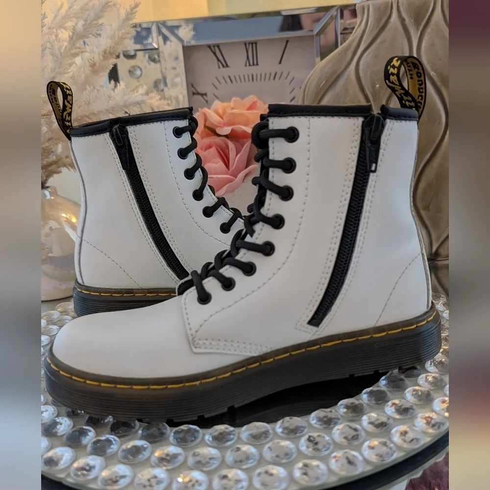 Dr. Martens White Leather Savala Lace Up Combat Boots Youth Size 2